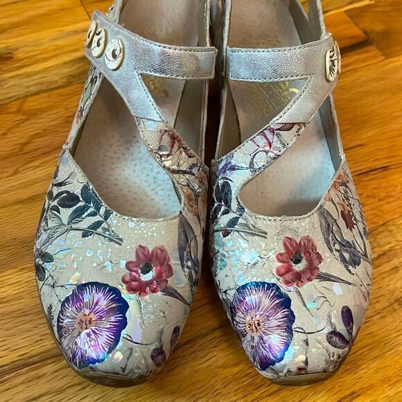 Rieker Mary Jane floral metallic heels size 39/8 - Picture 3 of 8